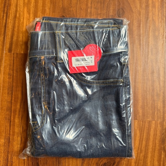 SPANXshape™ EveryWear Flare Jeans Midnight Shade Regular Size: Small - 4/6 NWT - Picture 2 of 5